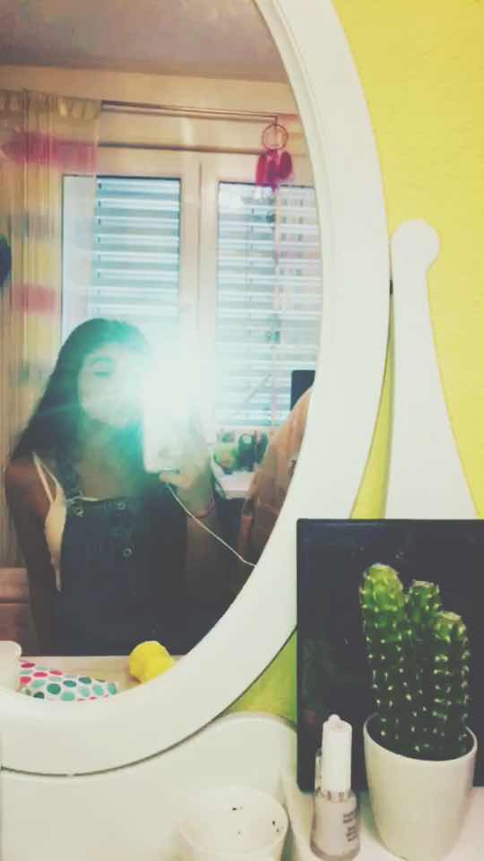 @lanaaa