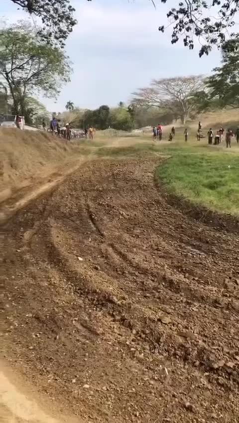 @TEAM 99 💙🔥🤟🏽