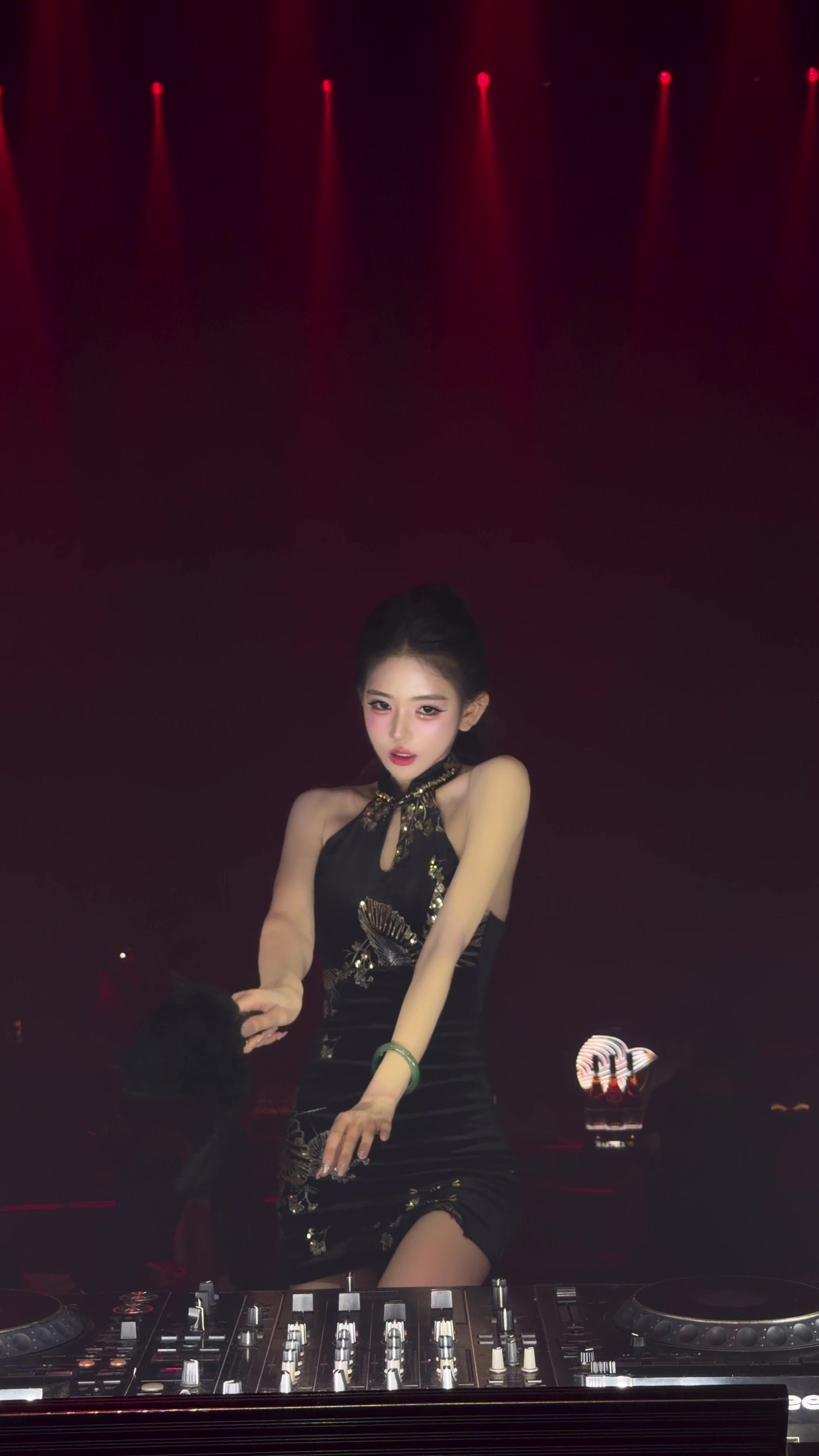 @DJ江小白(唯一账号)