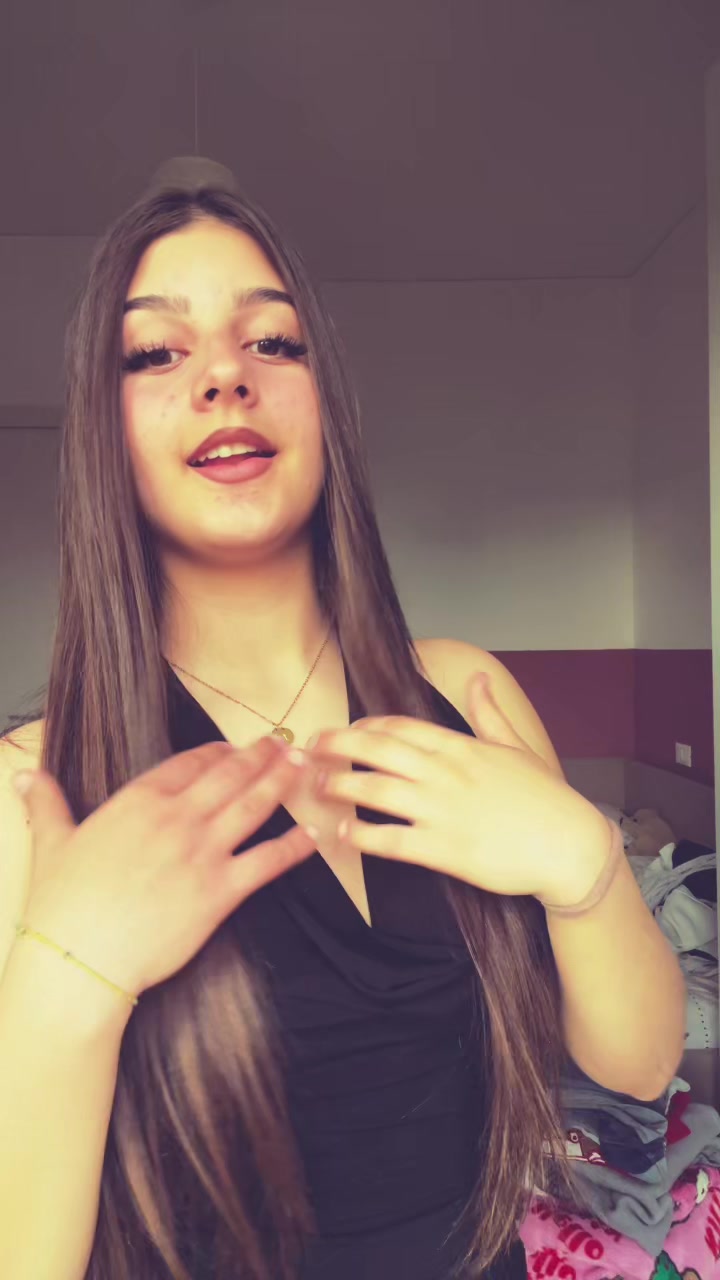 @𝐿😝