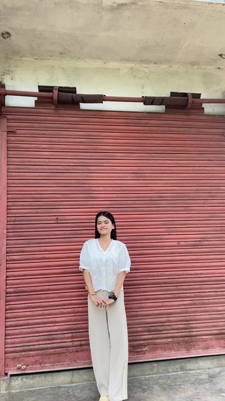 @𝗬𝗮𝘀𝗵𝘂🦚🦄