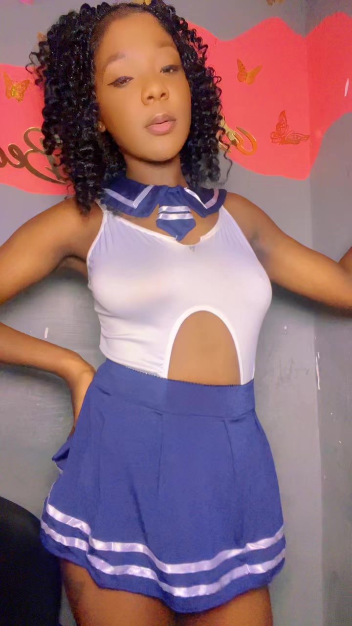 @shaniek_0