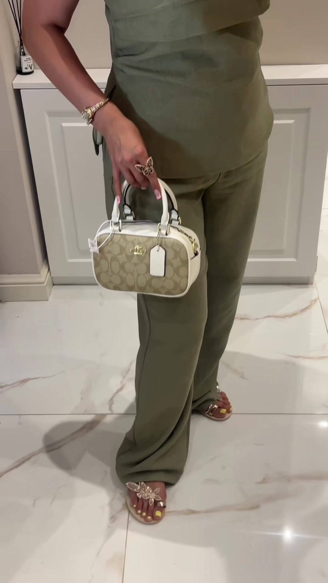 @leo.lux_bags
