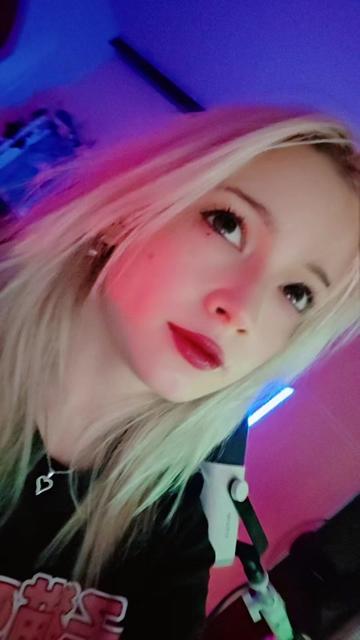 @♥️✨Nellie Myr✨♥️