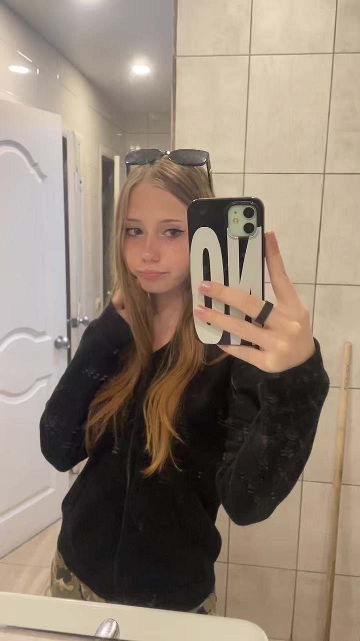 @evvaxxxs