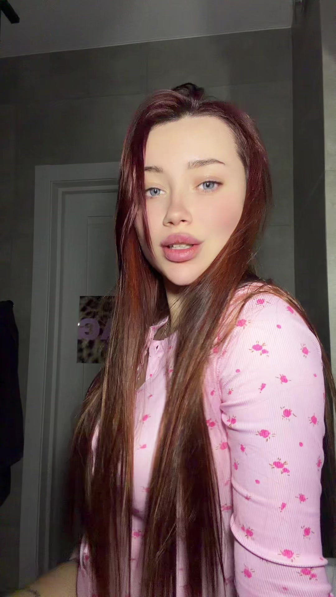 @Твич: biksanutaya
