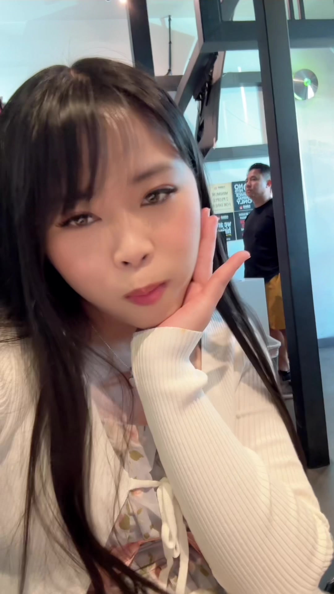 @Yellyrawrr