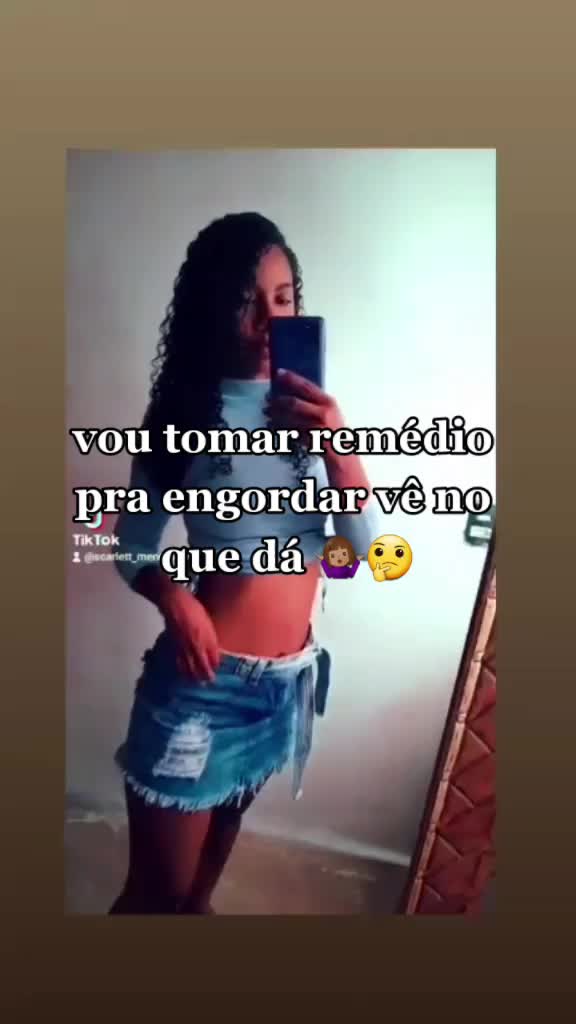 @scarlett_Estefane