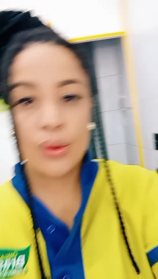 @Ester Araujo