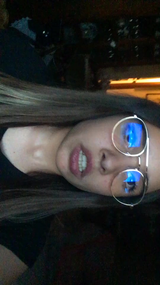 @Cate ๐ง๐๐