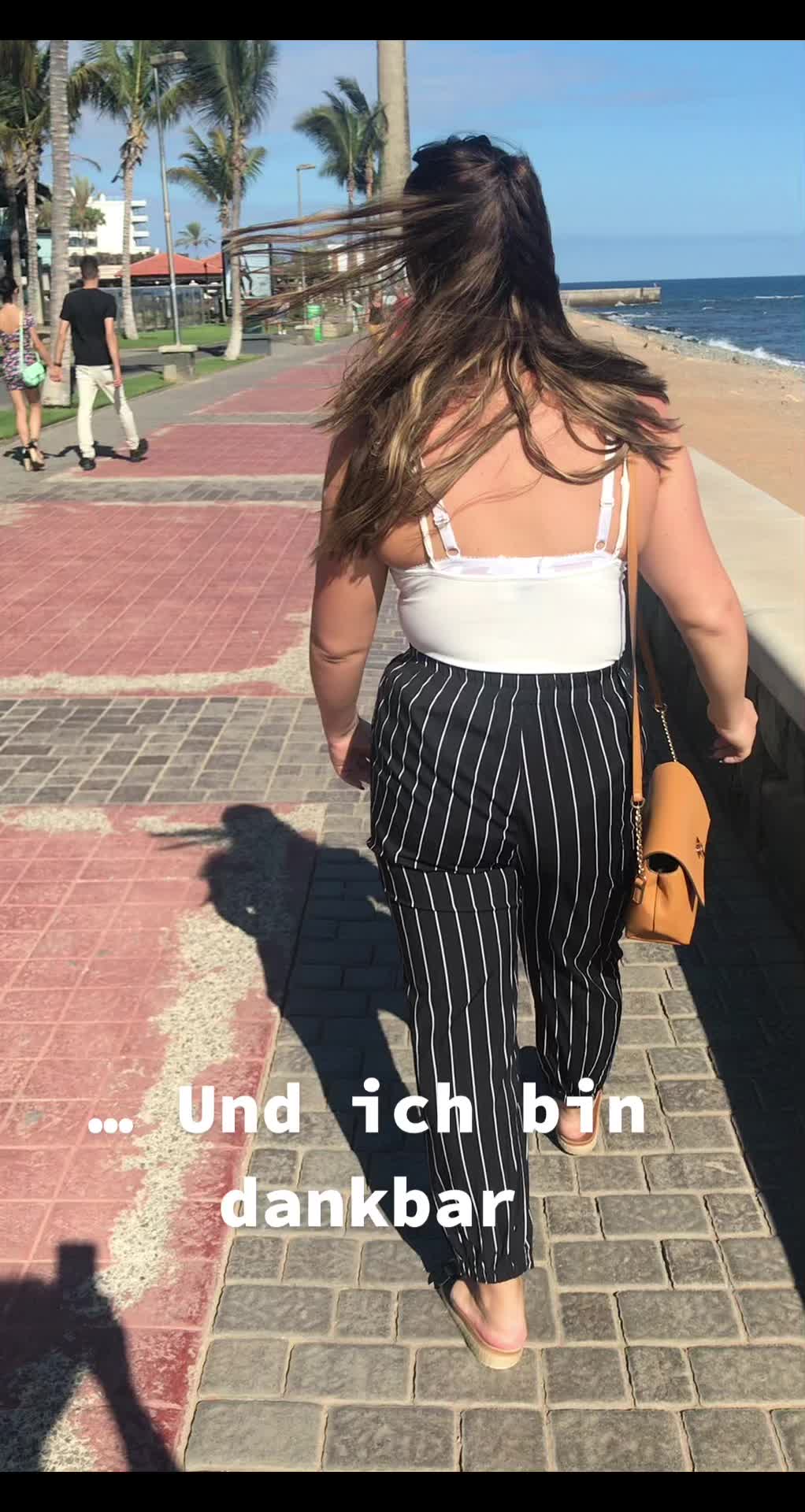 @Lara ๐