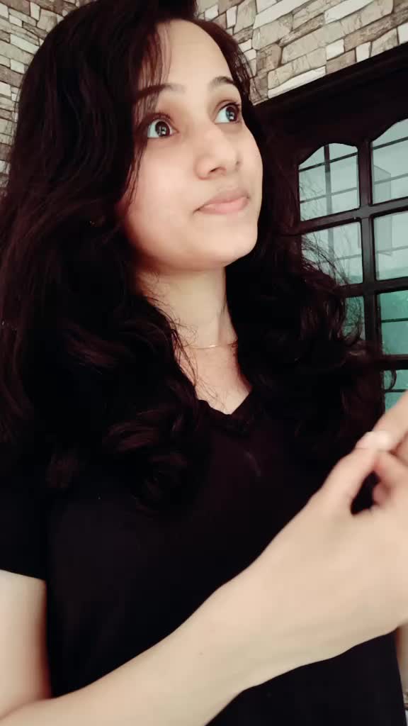 @Ashna Mohan✨