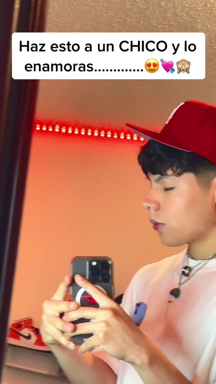 @Jhonyvictorinoperez