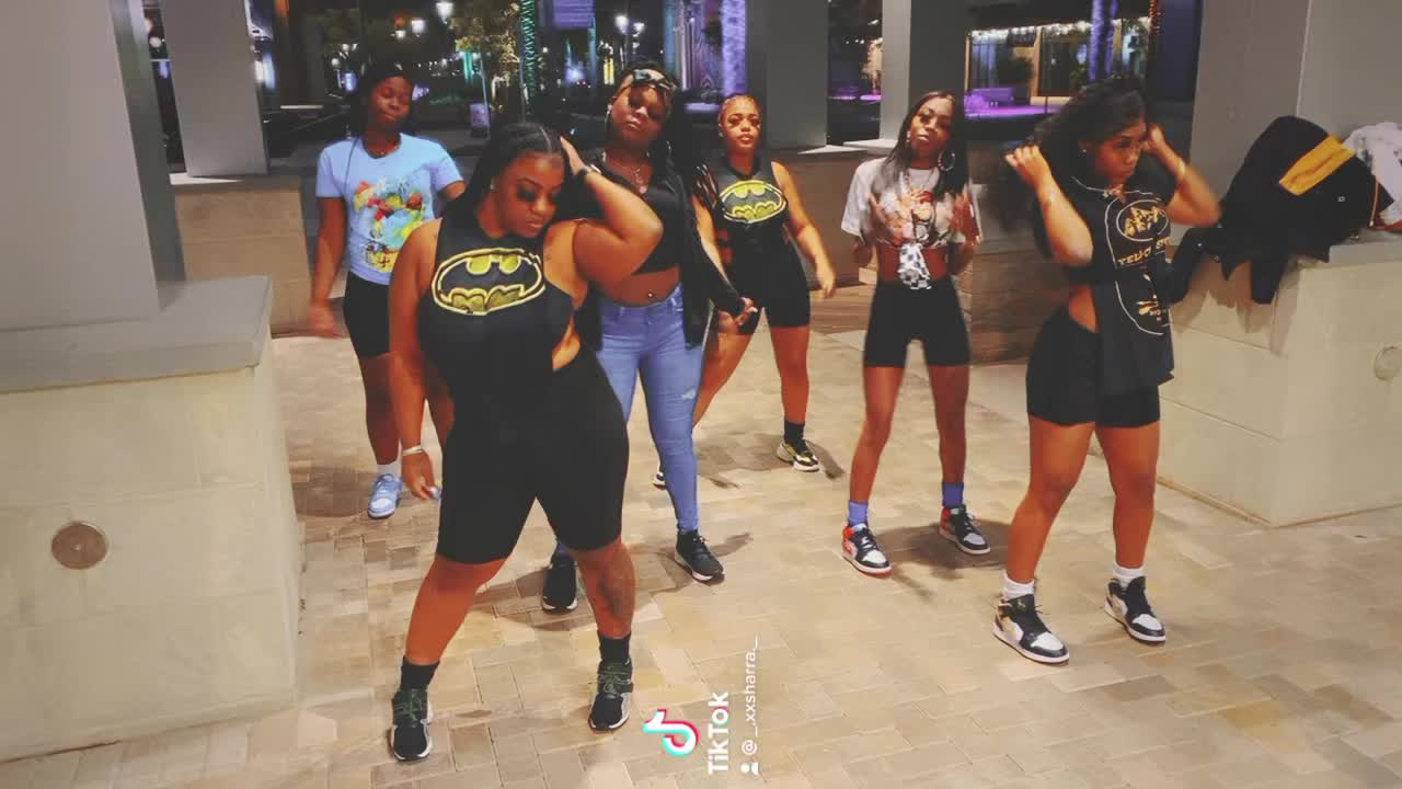 @TaniyahR