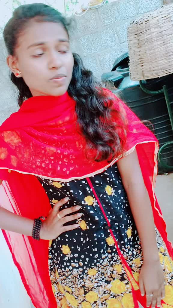 @&hearts;️tik&hearts;️tok&hearts;️Queen👸