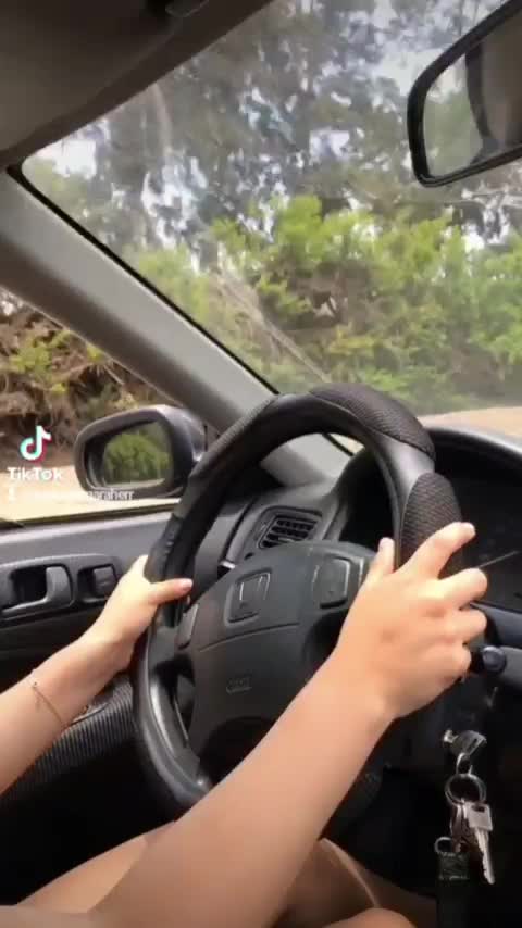 @Karina Vergara 🦋