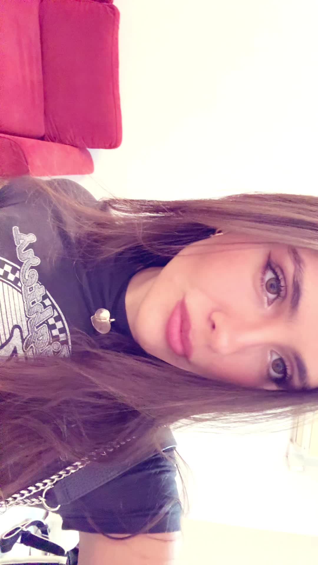 @Angelina Paoloni