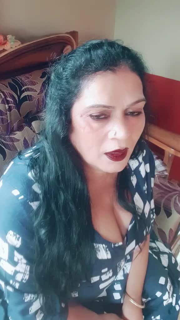 @Rena Khan 032