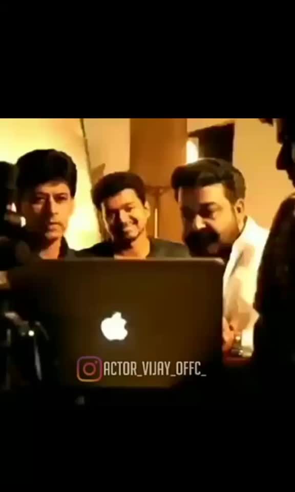 @ROCK STAR VICKY'S VIJAY8