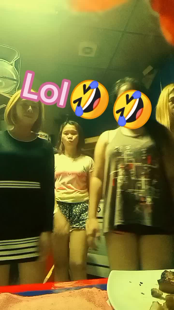 @ZnehR
