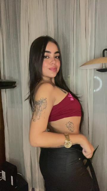 @ninasuarez.69