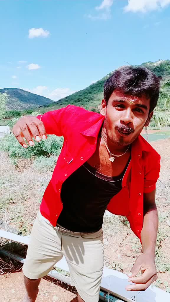 @சின்னப்பூவன்  பூ  வி