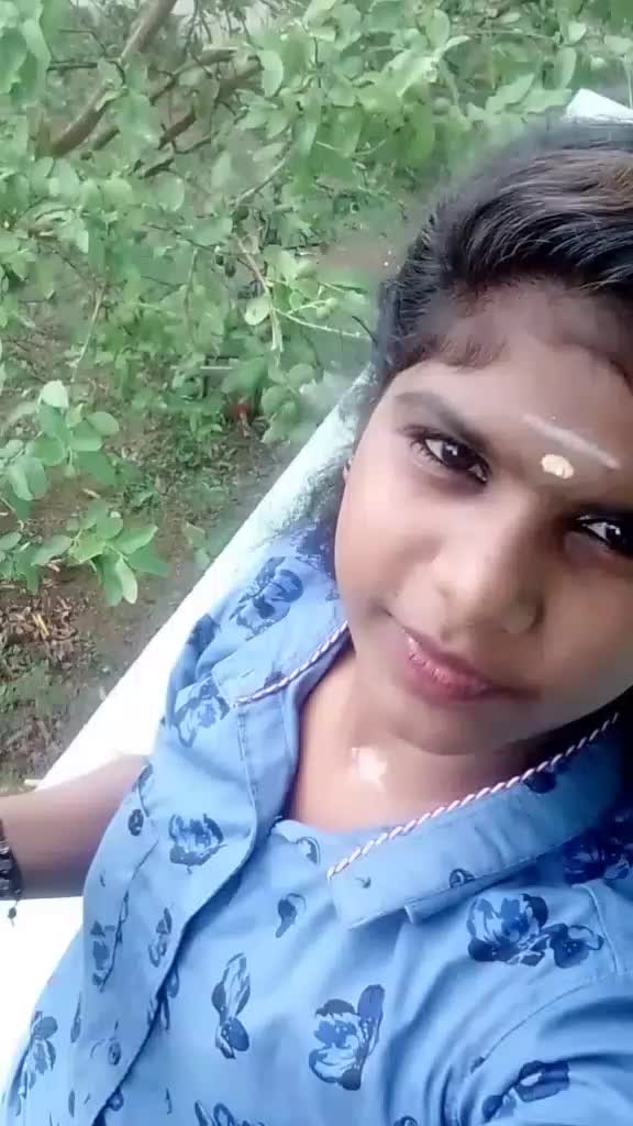 @DIVYA DHARSHINI👅👅