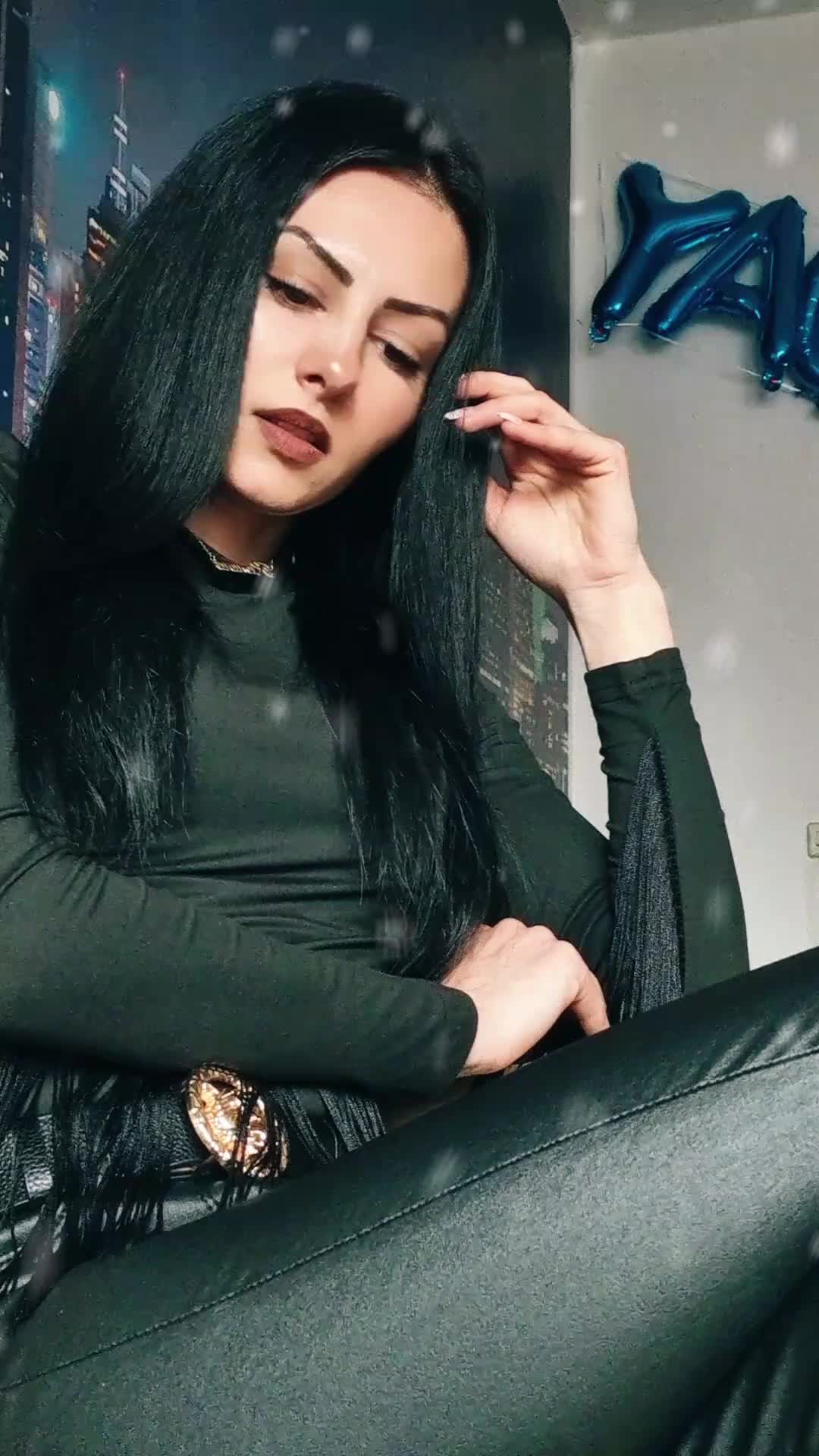 @M🖤O🖤N🖤A