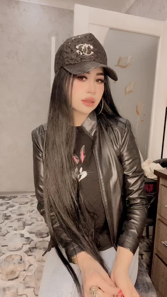 @Qirolicha
