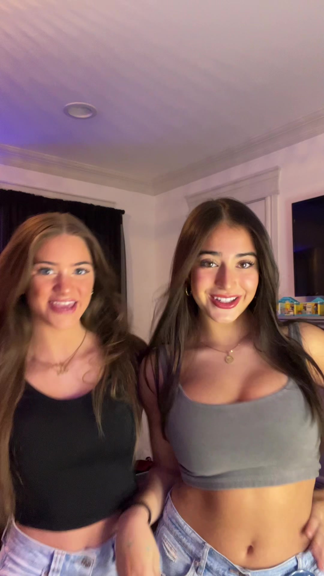@Ari