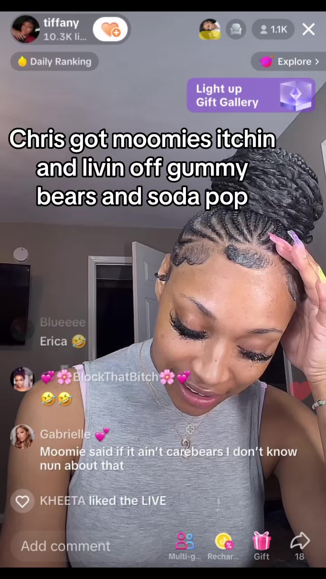 @Bookie bear🫎