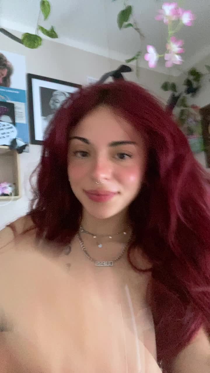 @Sara🤡