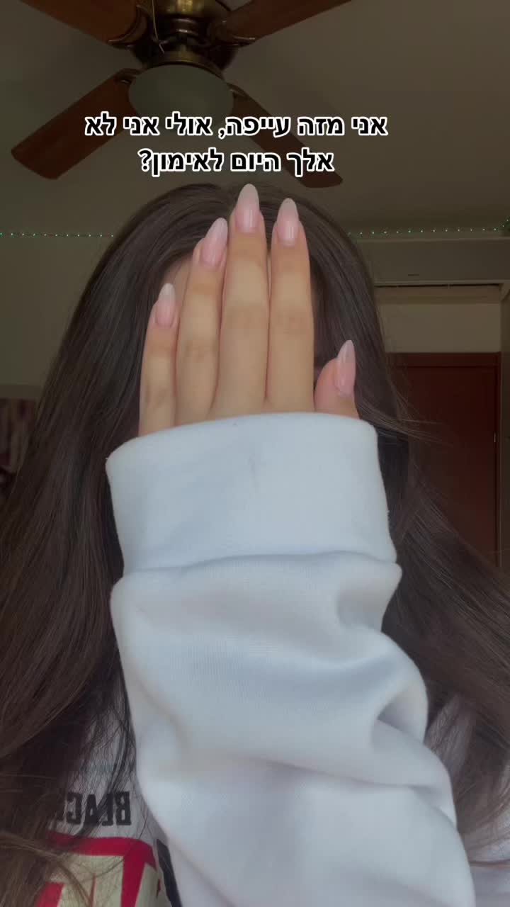 @<3