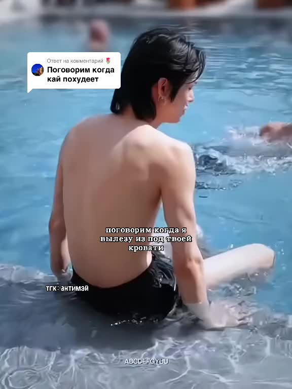 @???