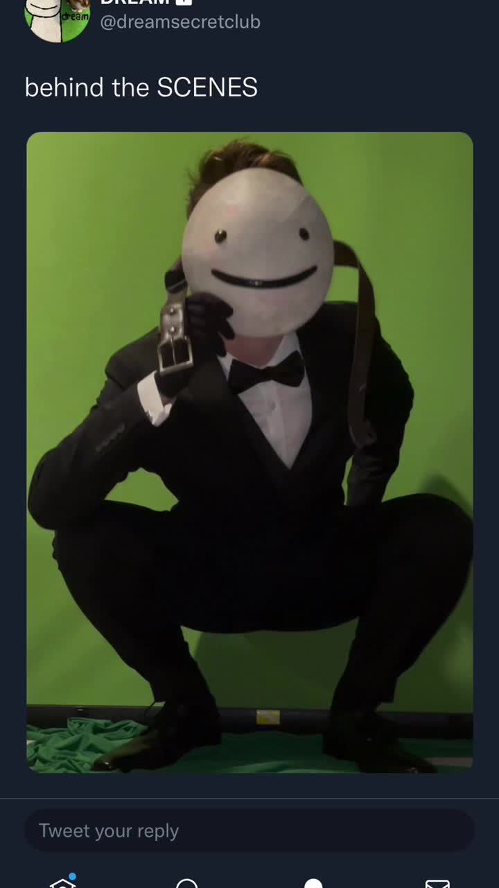 @<3