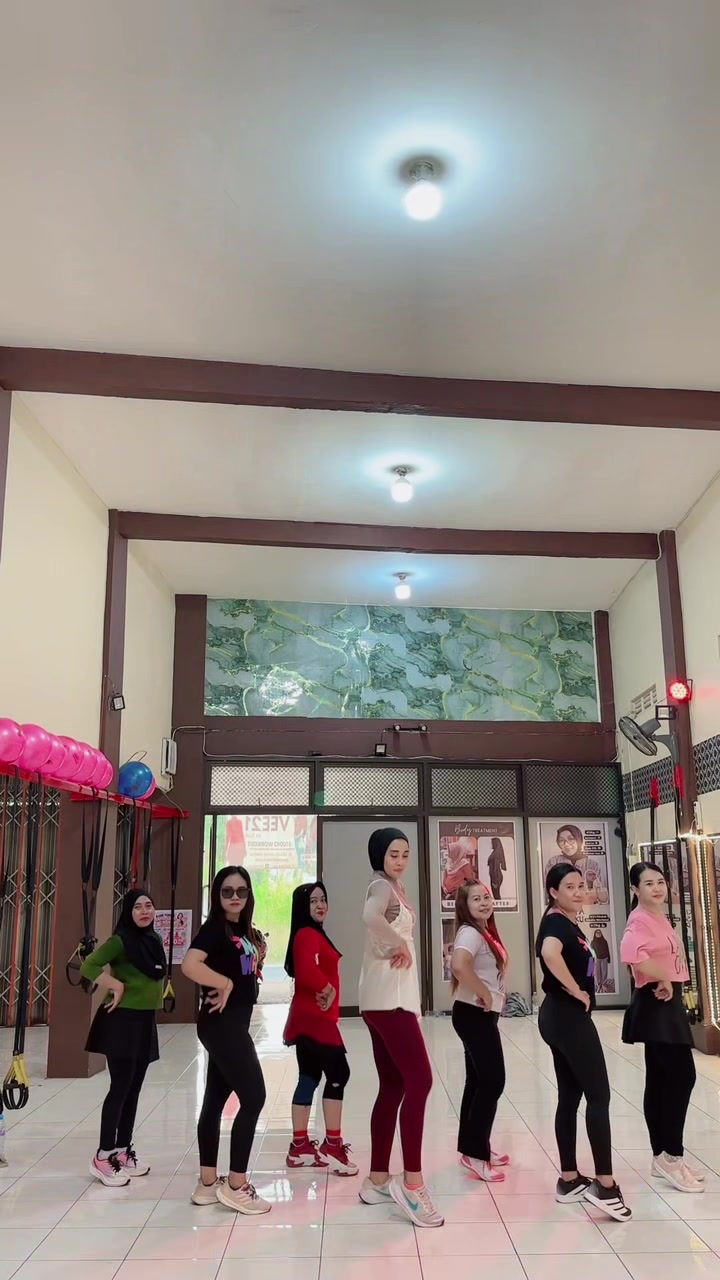 @Veefenny21 Shop