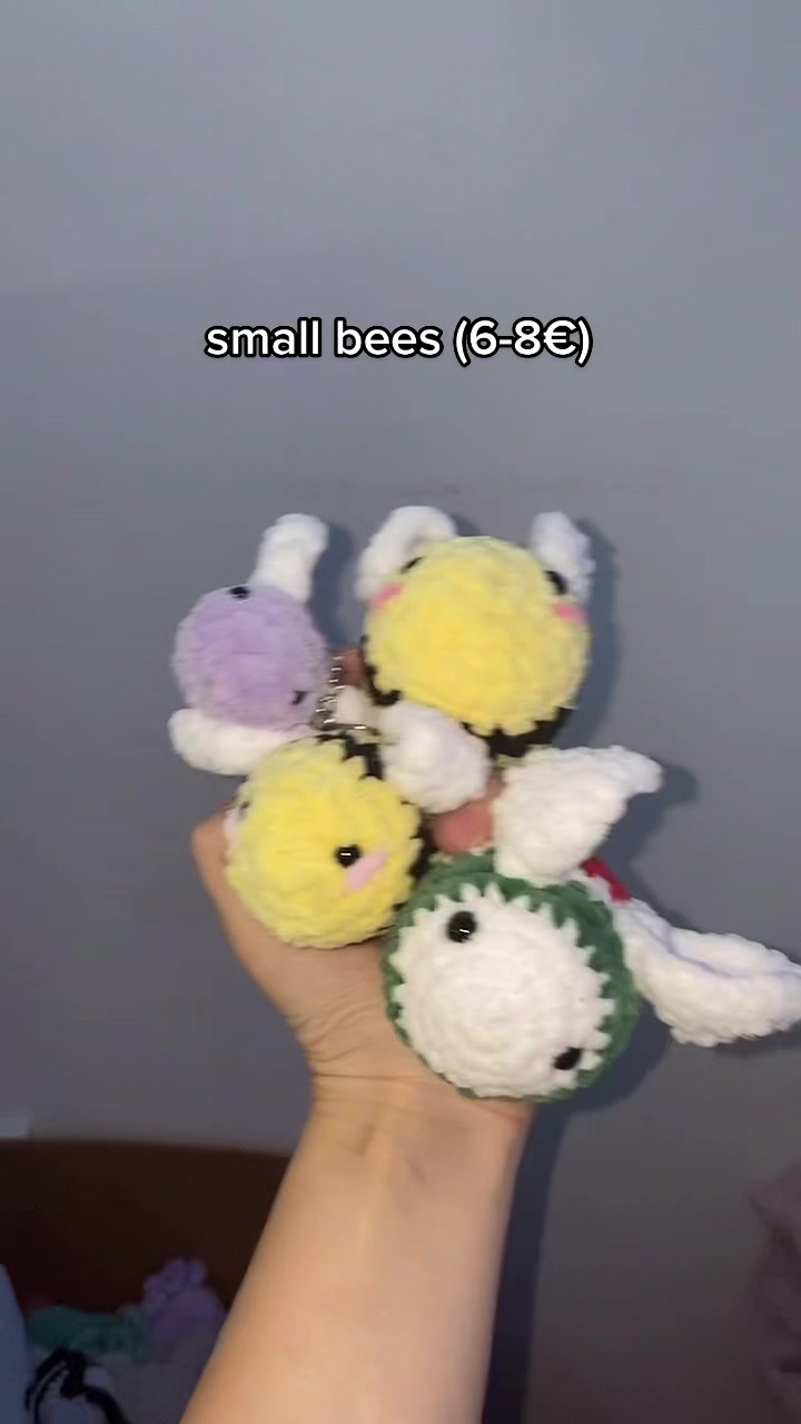 @crochetingbycaro
