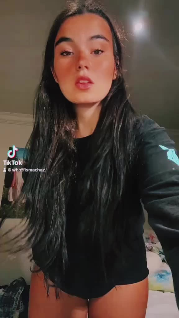 @whotfismachaz