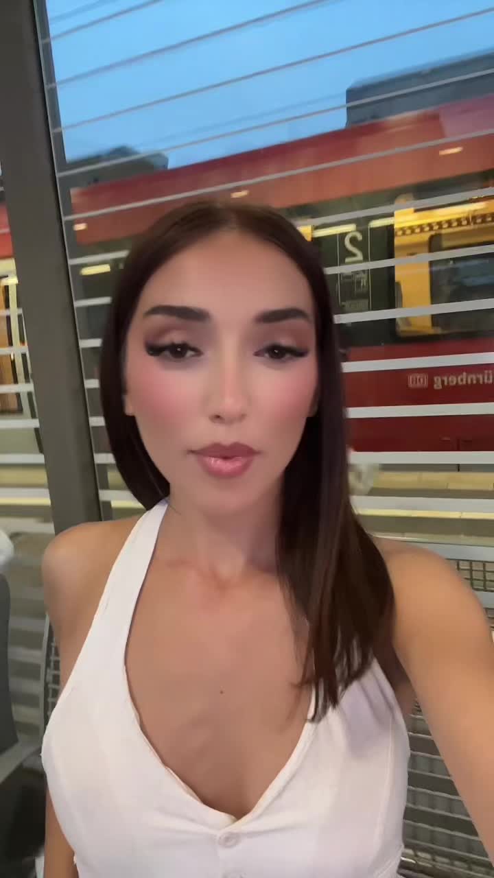 @Klara39