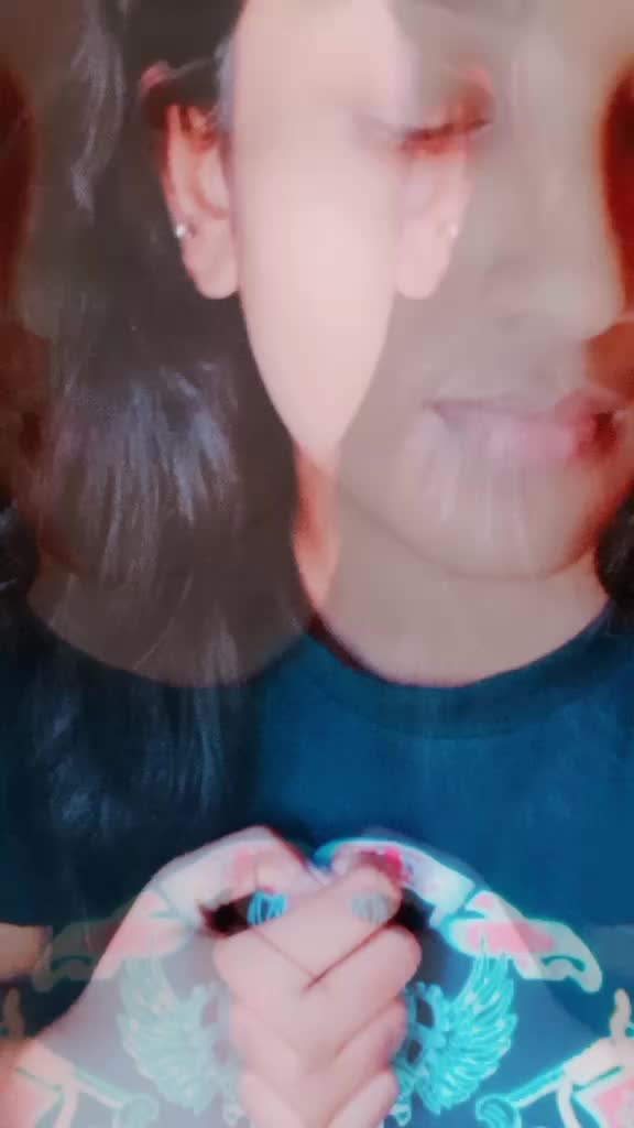 @Geethu 🙋😉