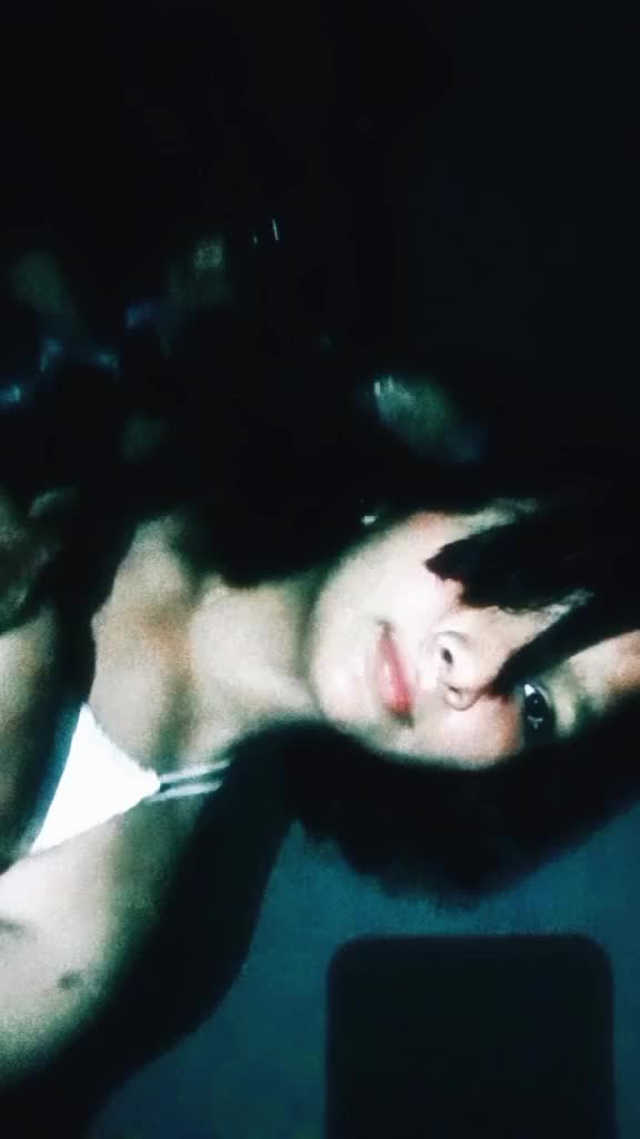 @ella es fanática de lo sensual