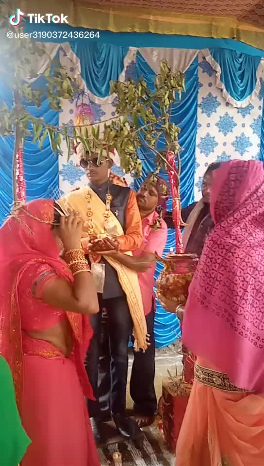 @DageshwarNishad
