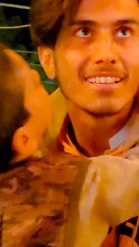 @AwaiskhanBk
