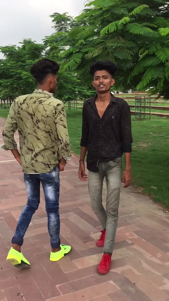 @adil_bacchi