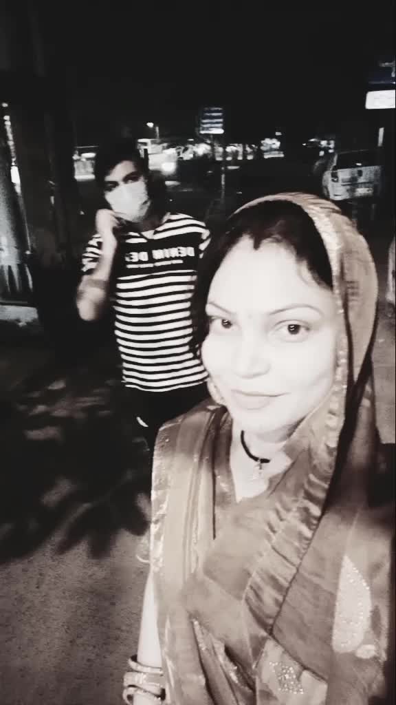 @Nisha Kundar