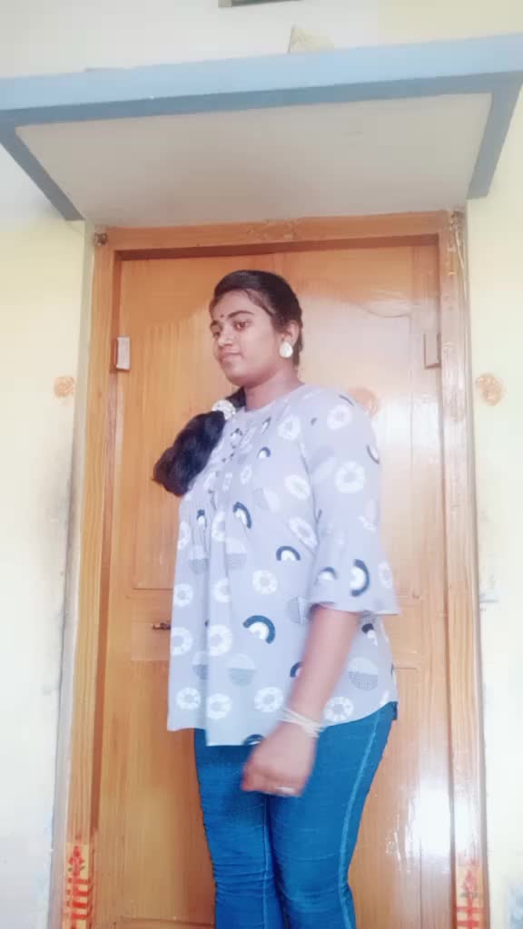 @kuttyy💖💖 sreeja