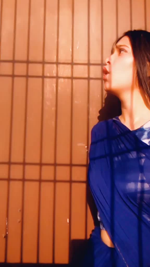 @_anu_