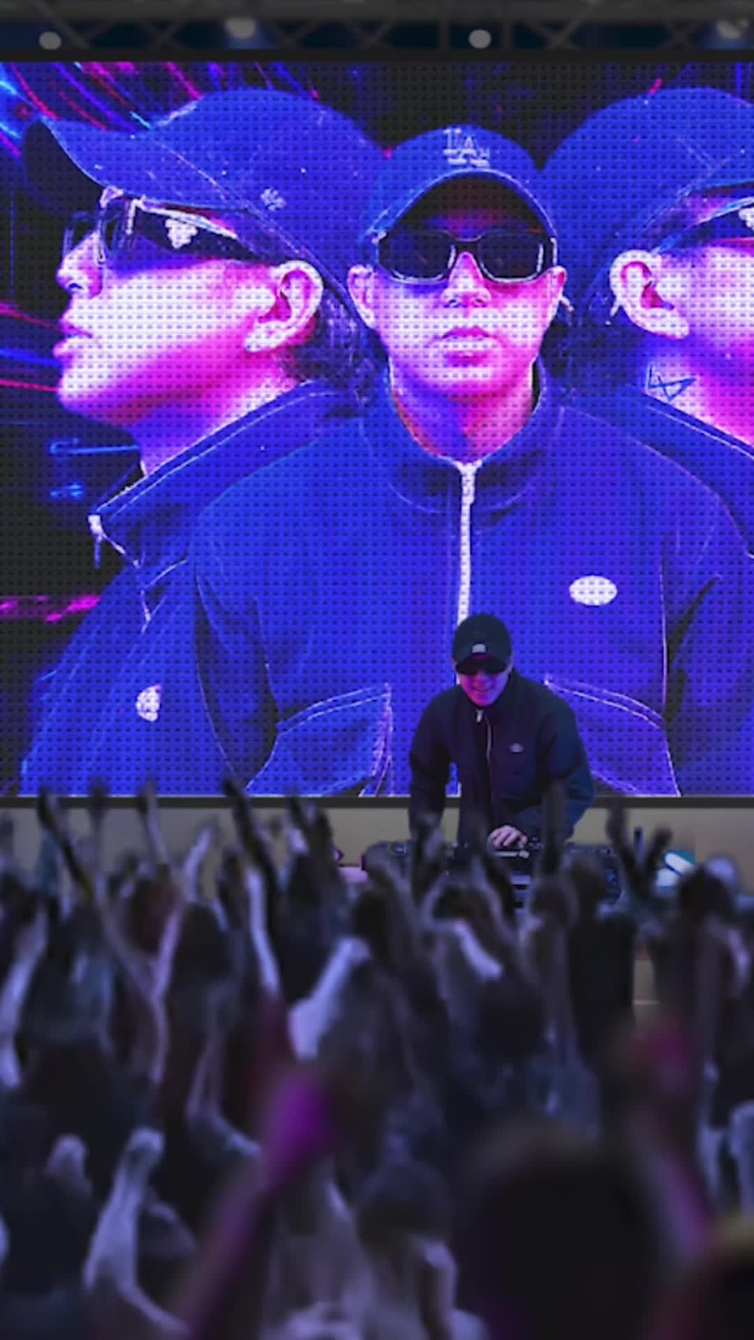 @djloonyo on IG