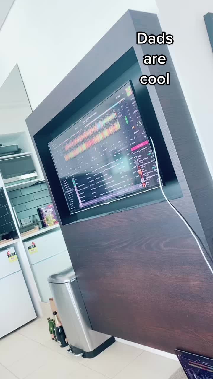 @haszari