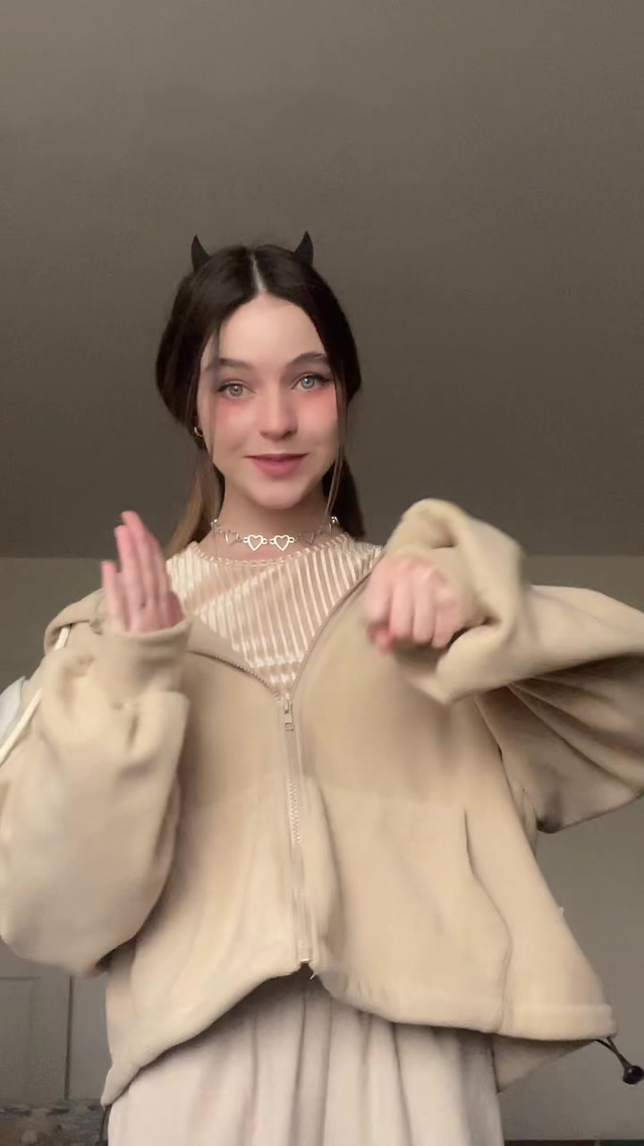 @✨eeelfin✨